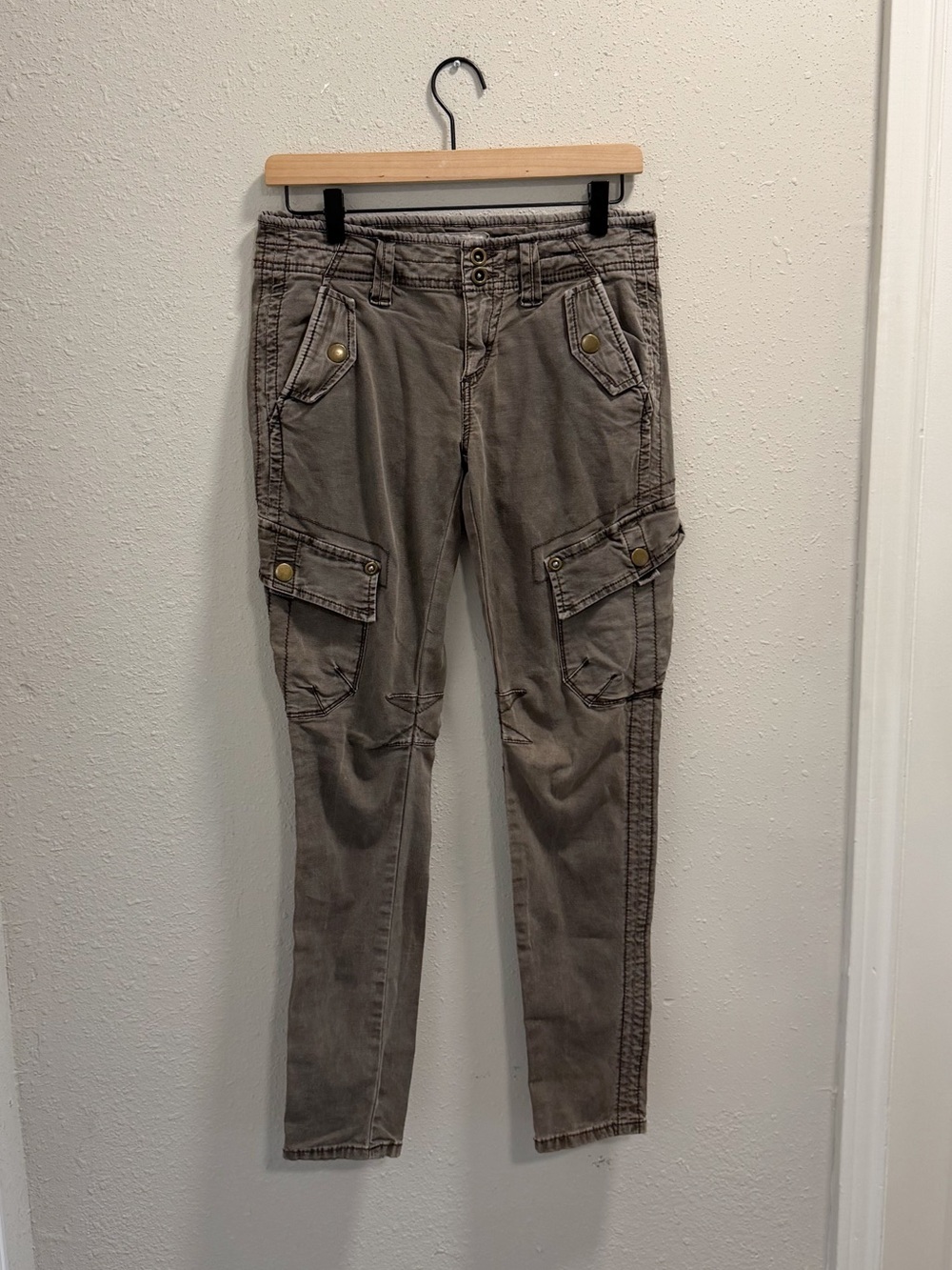 Free people Women’s Size 27 Cargo Pants Gray Pants